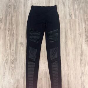 Black Alo Leggings Size Small
